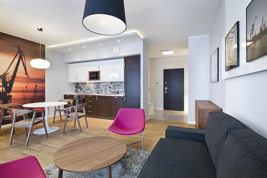 Apartamenty Szeroka - Old Town Holidays Home غدانسك الغرفة الصورة