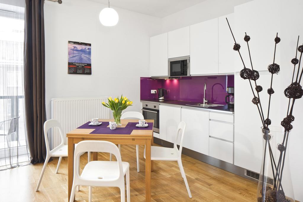 Apartamenty Szeroka - Old Town Holidays Home غدانسك الغرفة الصورة