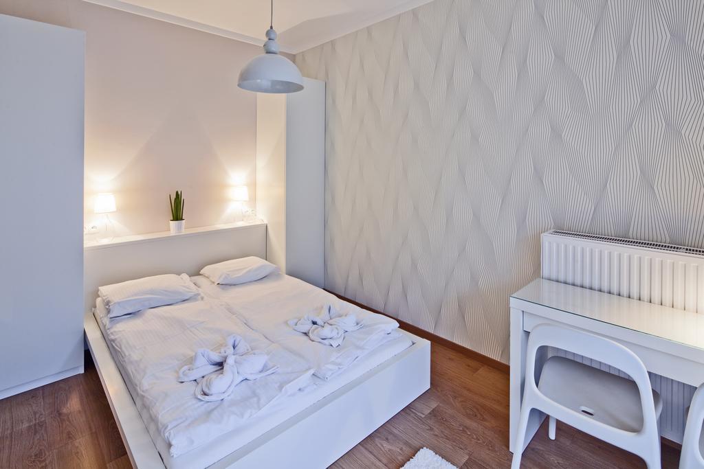 Apartamenty Szeroka - Old Town Holidays Home غدانسك الغرفة الصورة