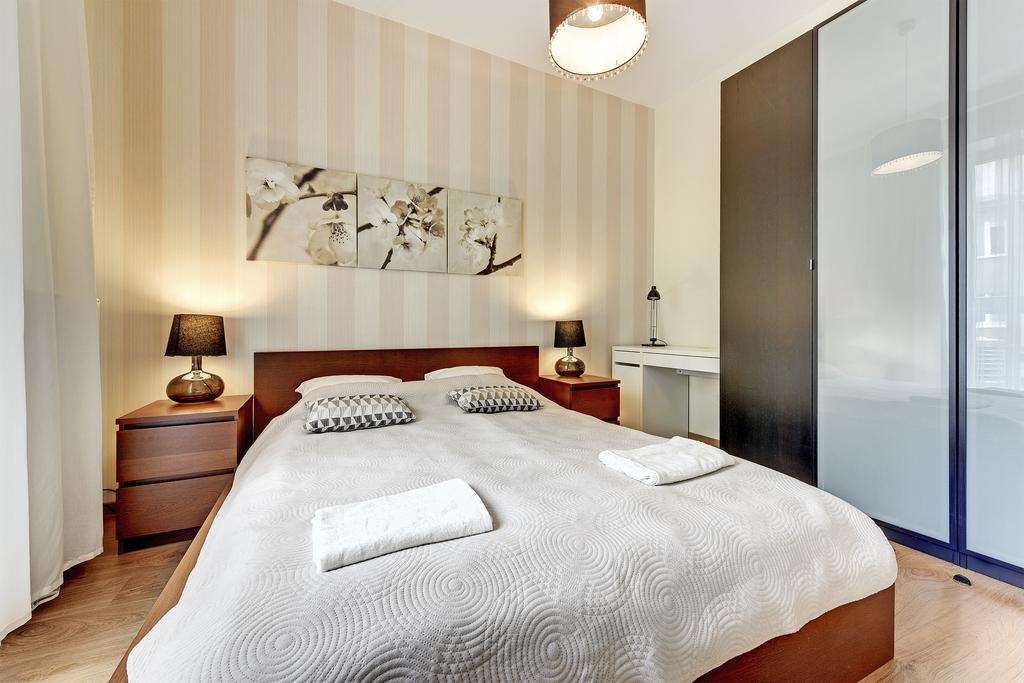 Apartamenty Szeroka - Old Town Holidays Home غدانسك المظهر الخارجي الصورة